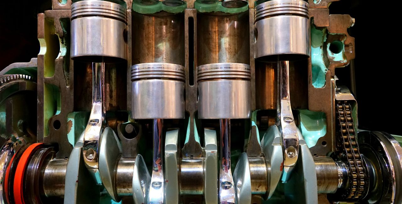 A photo of a crankshaft of an engine.
